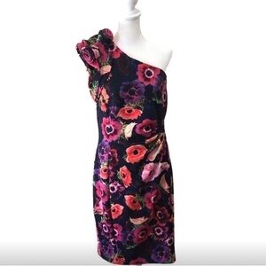 Like new Floral One-Shoulder Dress
